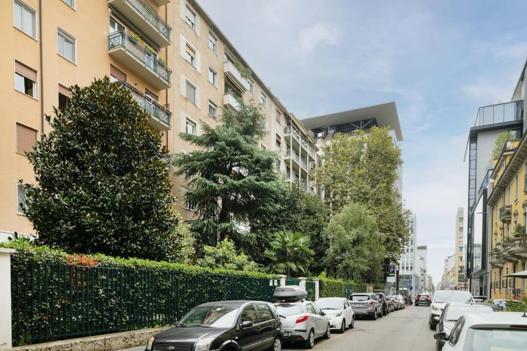 Easylife - Milano - Achille Zezon 8 - Centrale