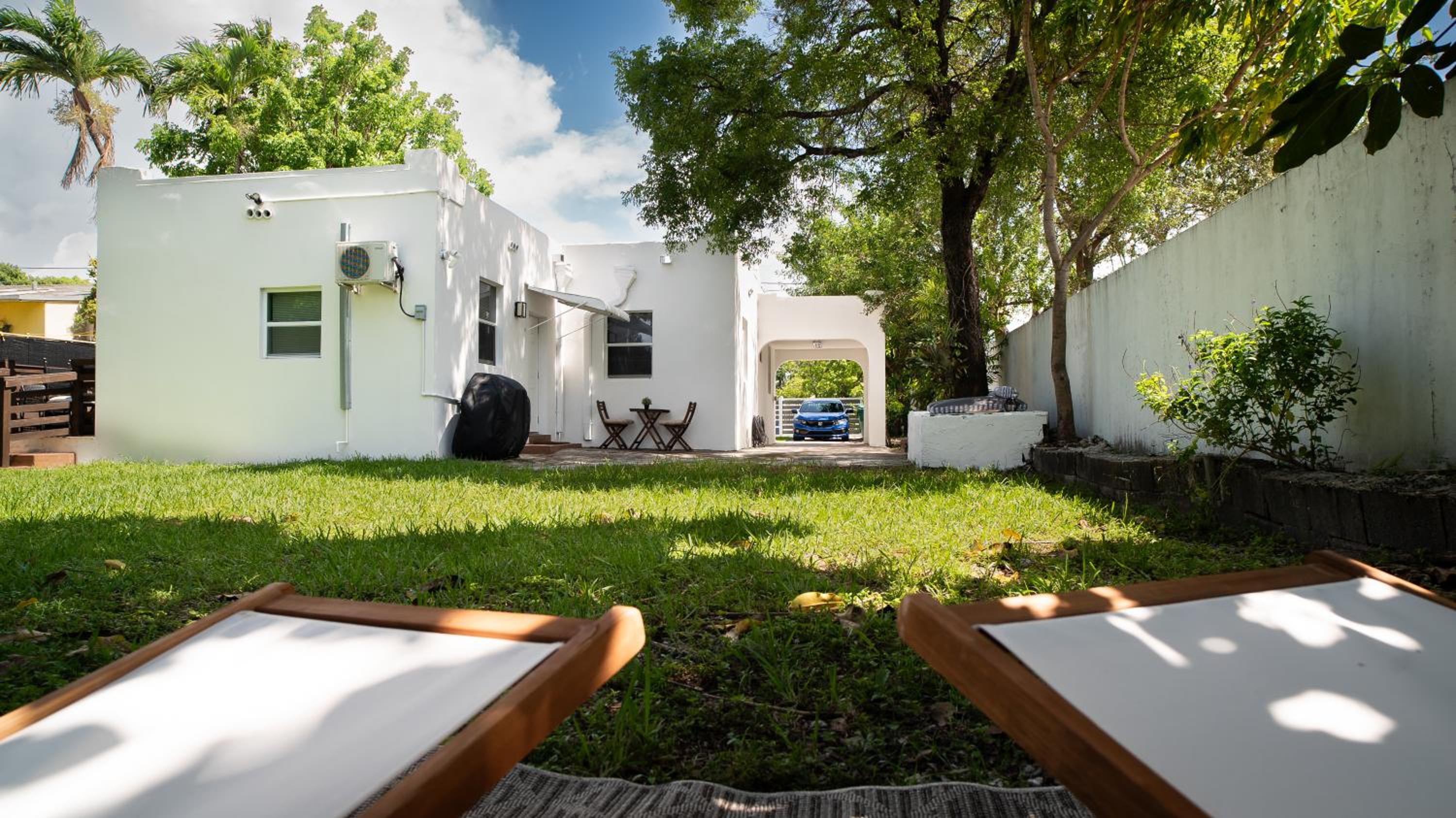 Stylish Studio Near Wynwood & Design District