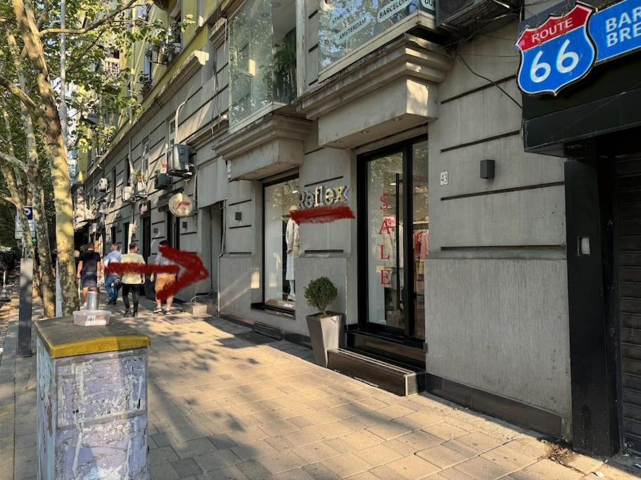 Modern meets Comfort 2 Br Apartment in central Bllok