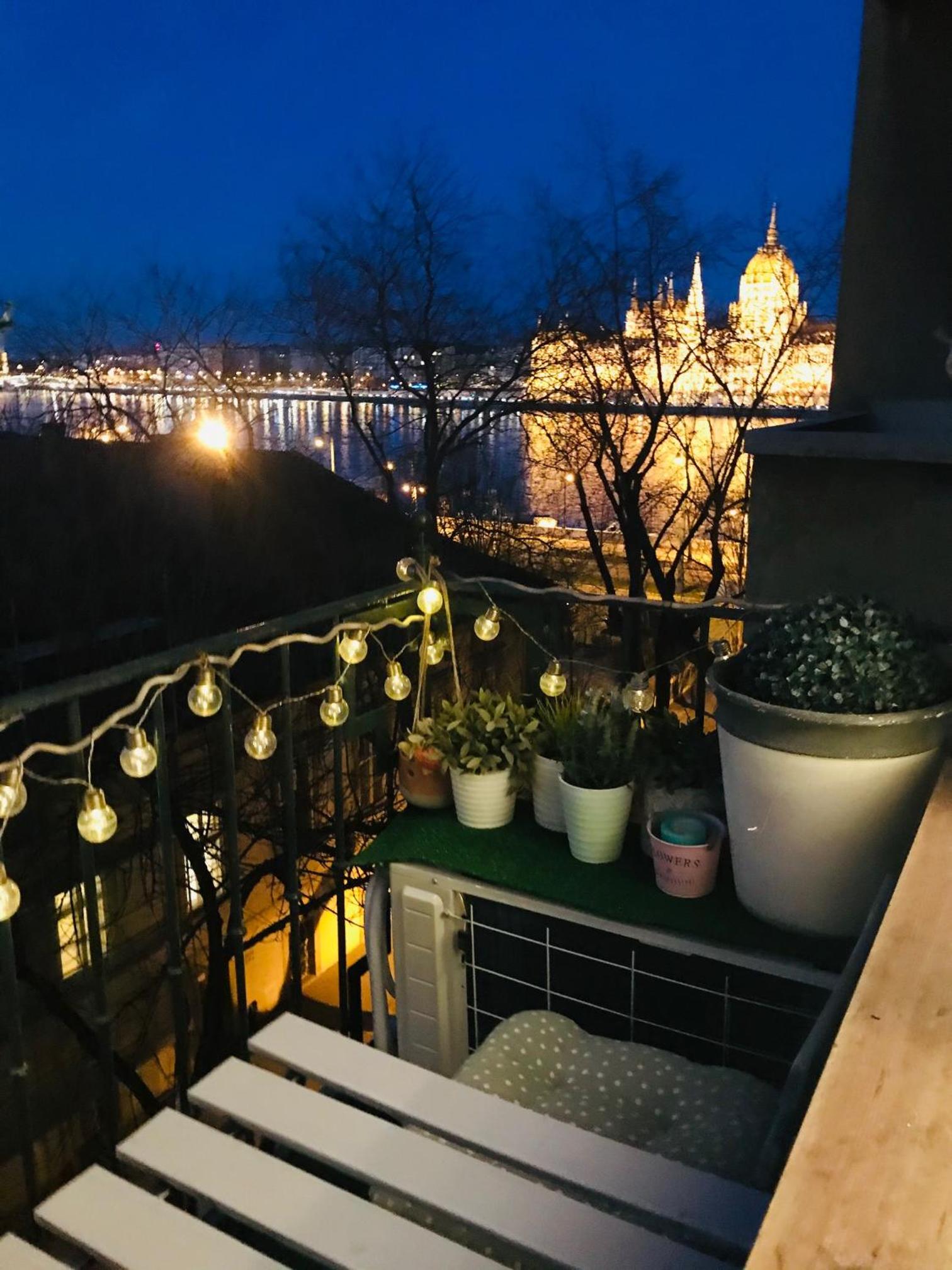 MrSam Budapest