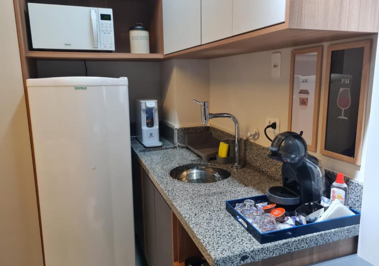 Studio moderno Wi-Fi rápido Próximo ao Metrô Check-in 24hs