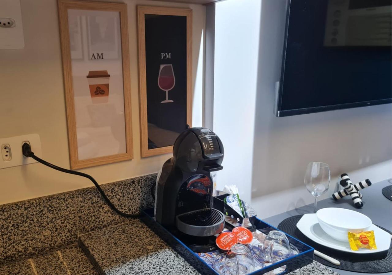 Studio moderno Wi-Fi rápido Próximo ao Metrô Check-in 24hs