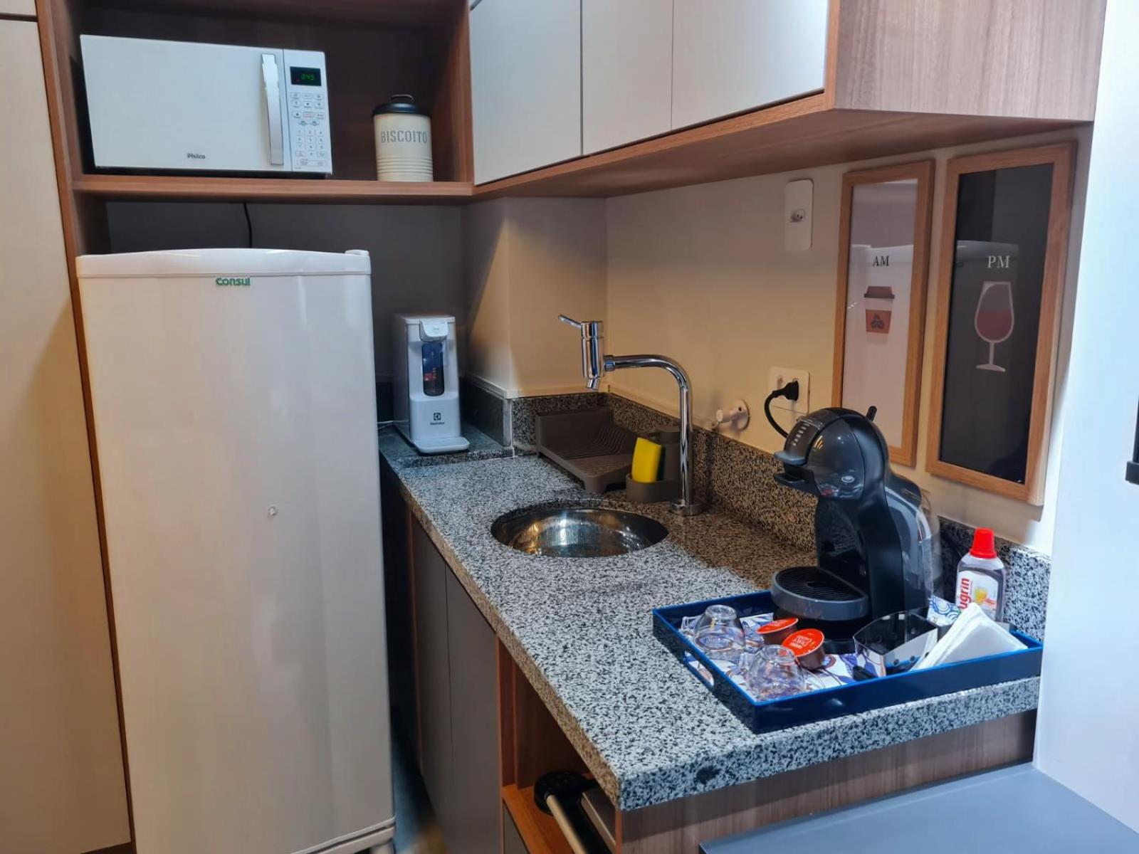 Studio moderno Wi-Fi rápido Próximo ao Metrô Check-in 24hs