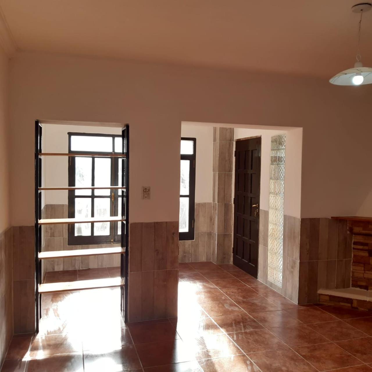 Casa De Campo Con Enorme Terreno