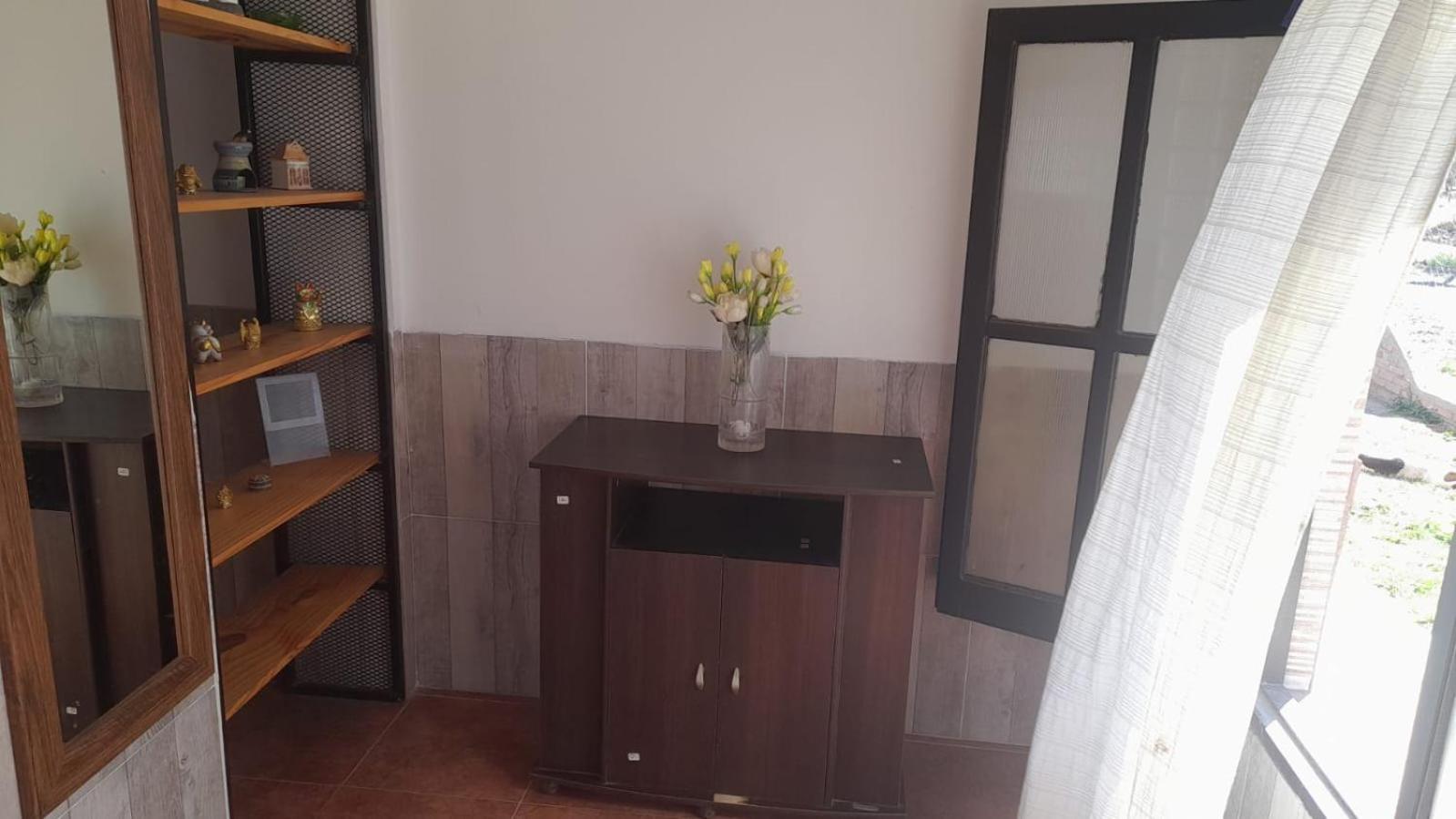 Casa De Campo Con Enorme Terreno