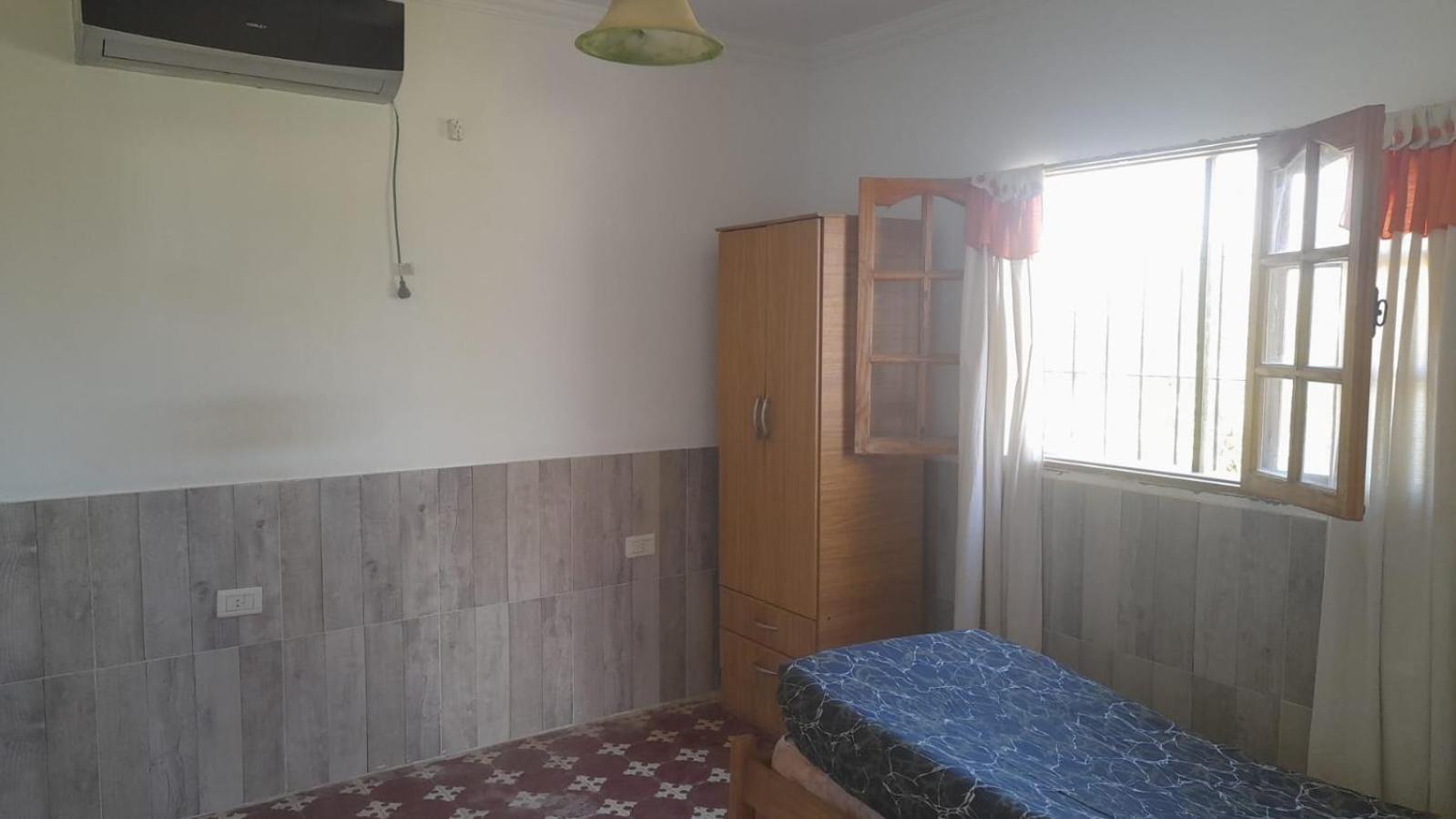 Casa De Campo Con Enorme Terreno
