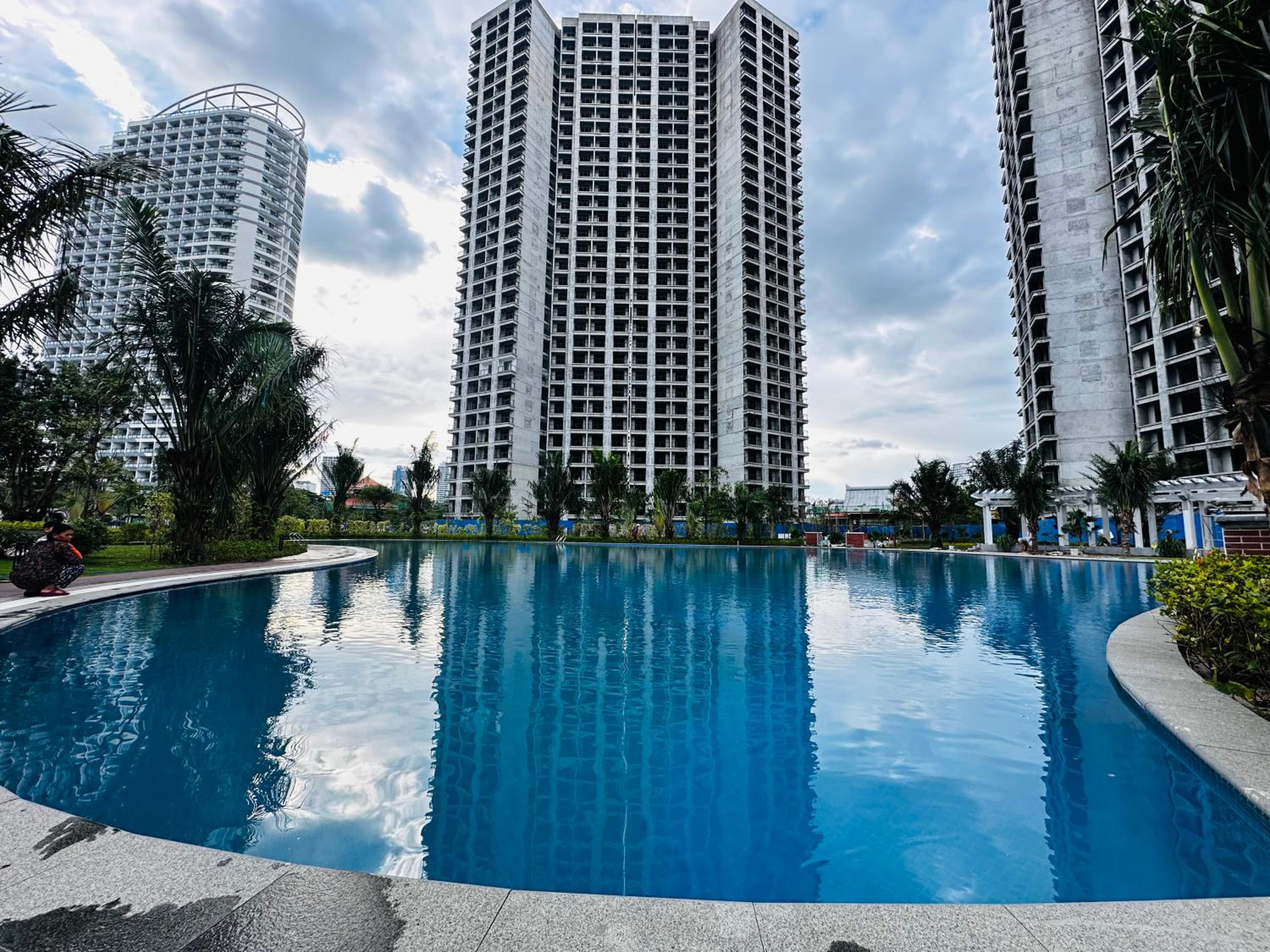 Căn hộ studio view biển STARBAY view 5