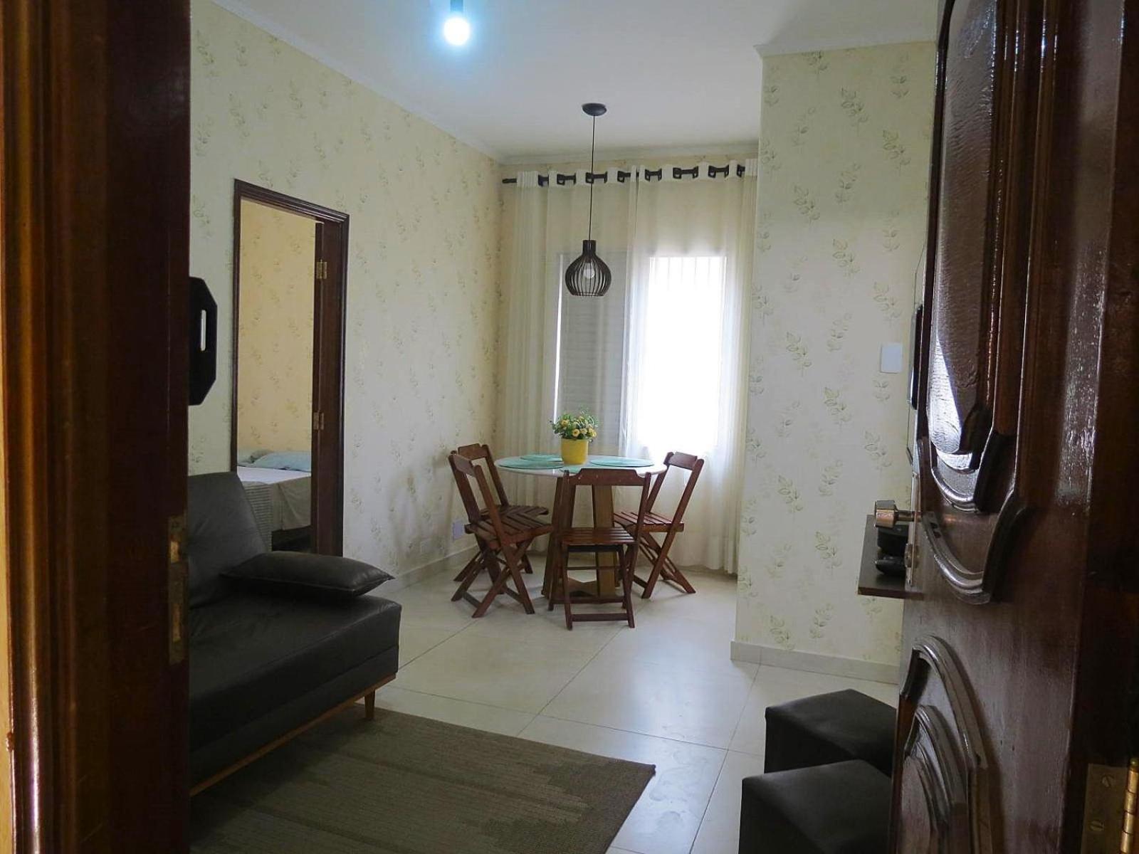 Canto do Forte - 1dorm - 1º Andar- 6 Hospedes, recém reformado próximo a Av Gastronômica de melhores bares e restaurantes com musica ao vivo