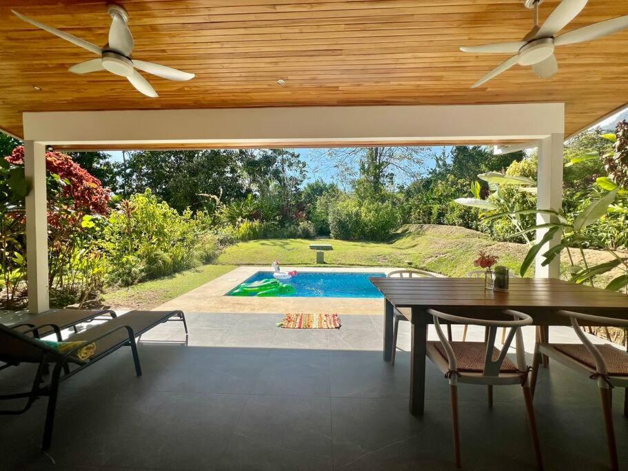 Holiday Villa with Pool in Central Ojochal
