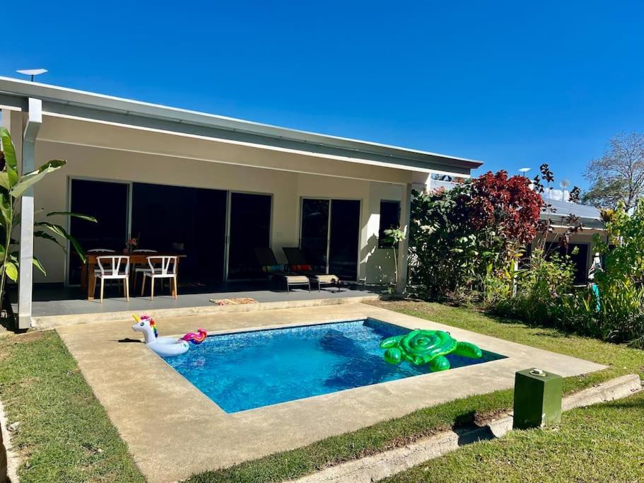 Holiday Villa with Pool in Central Ojochal