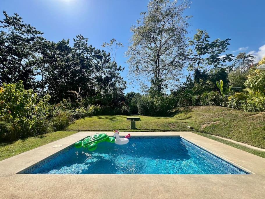 Holiday Villa with Pool in Central Ojochal