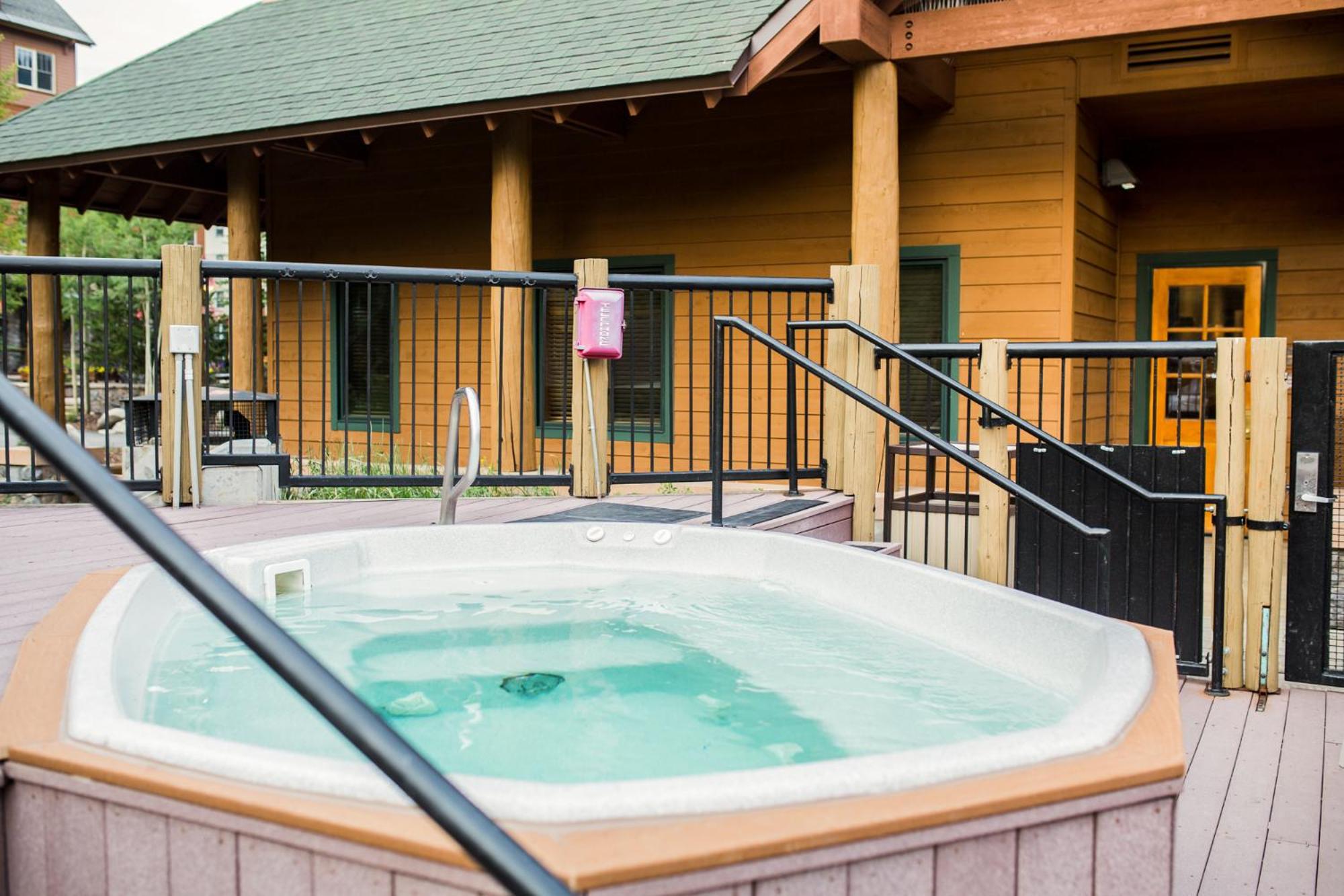 Arapahoe Lodge #8102 by Summit County Mountain Retreats view 2