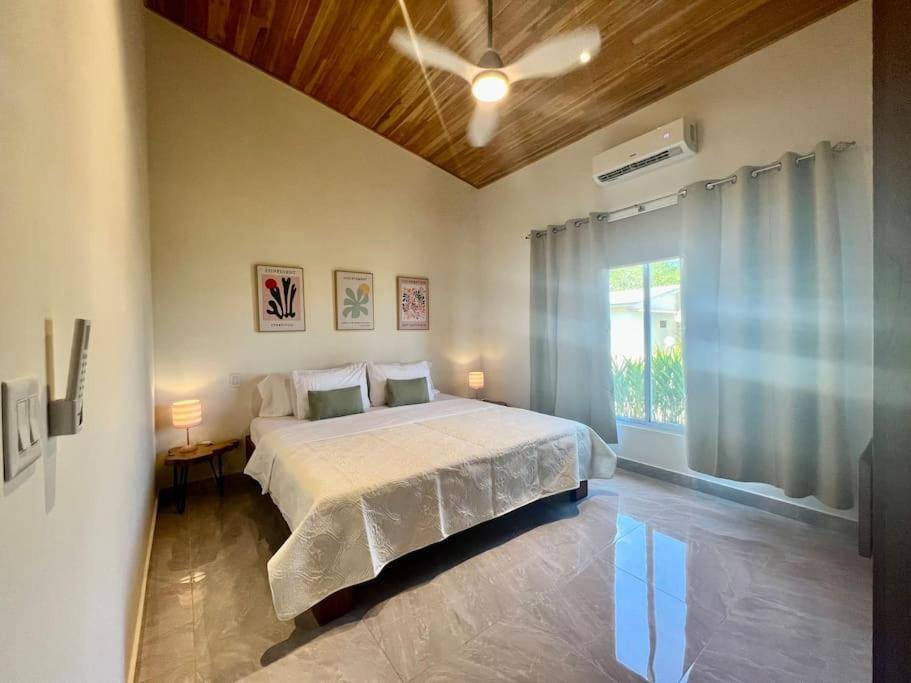 Holiday Villa with Pool in Central Ojochal