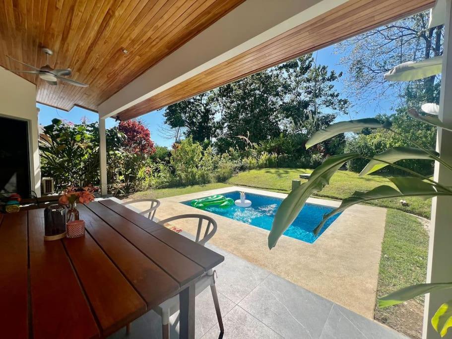 Holiday Villa with Pool in Central Ojochal