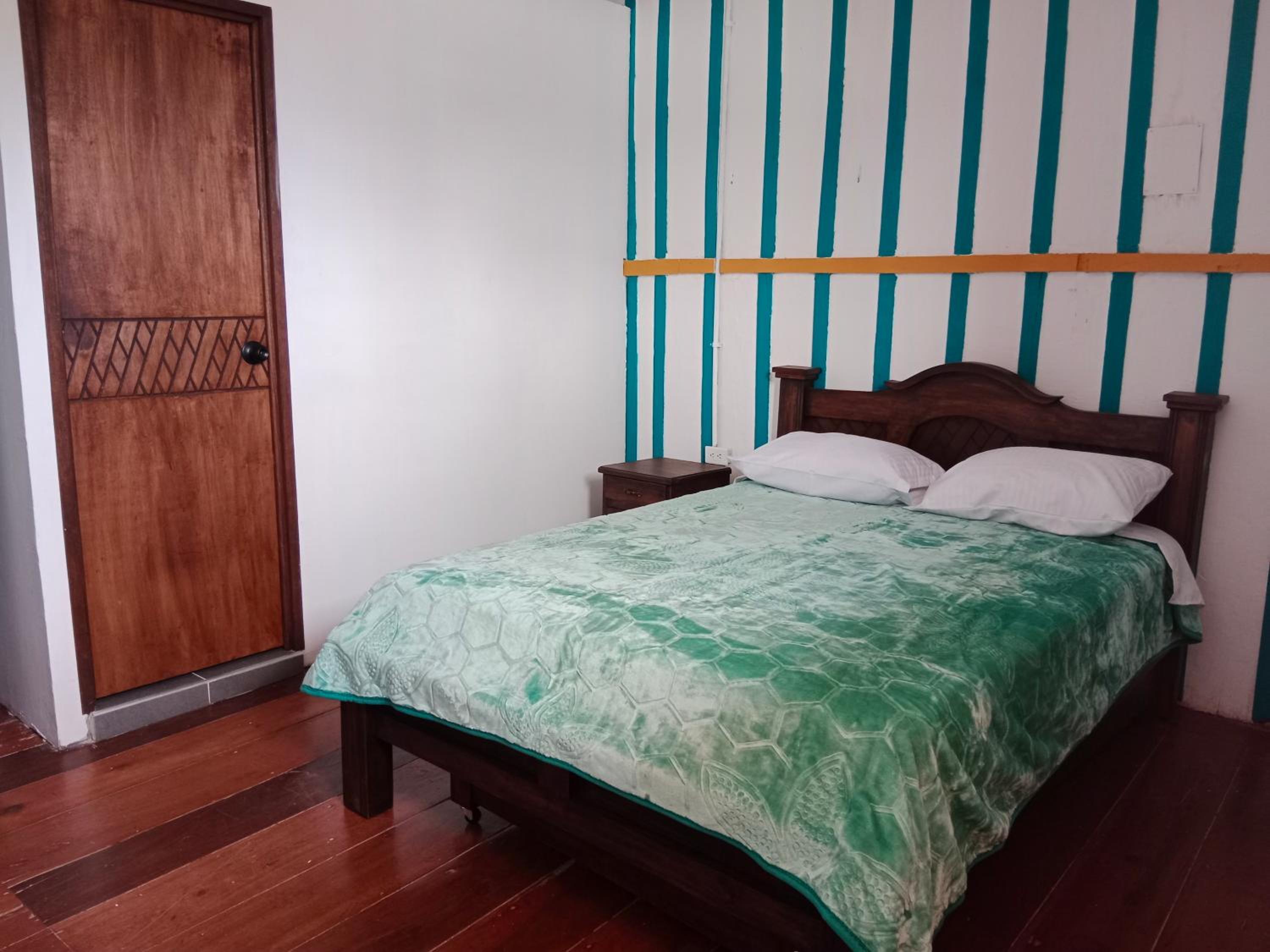 Hostal Casa Celeste