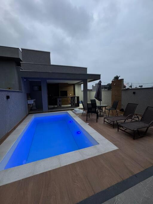 Casa na praia Itapoá