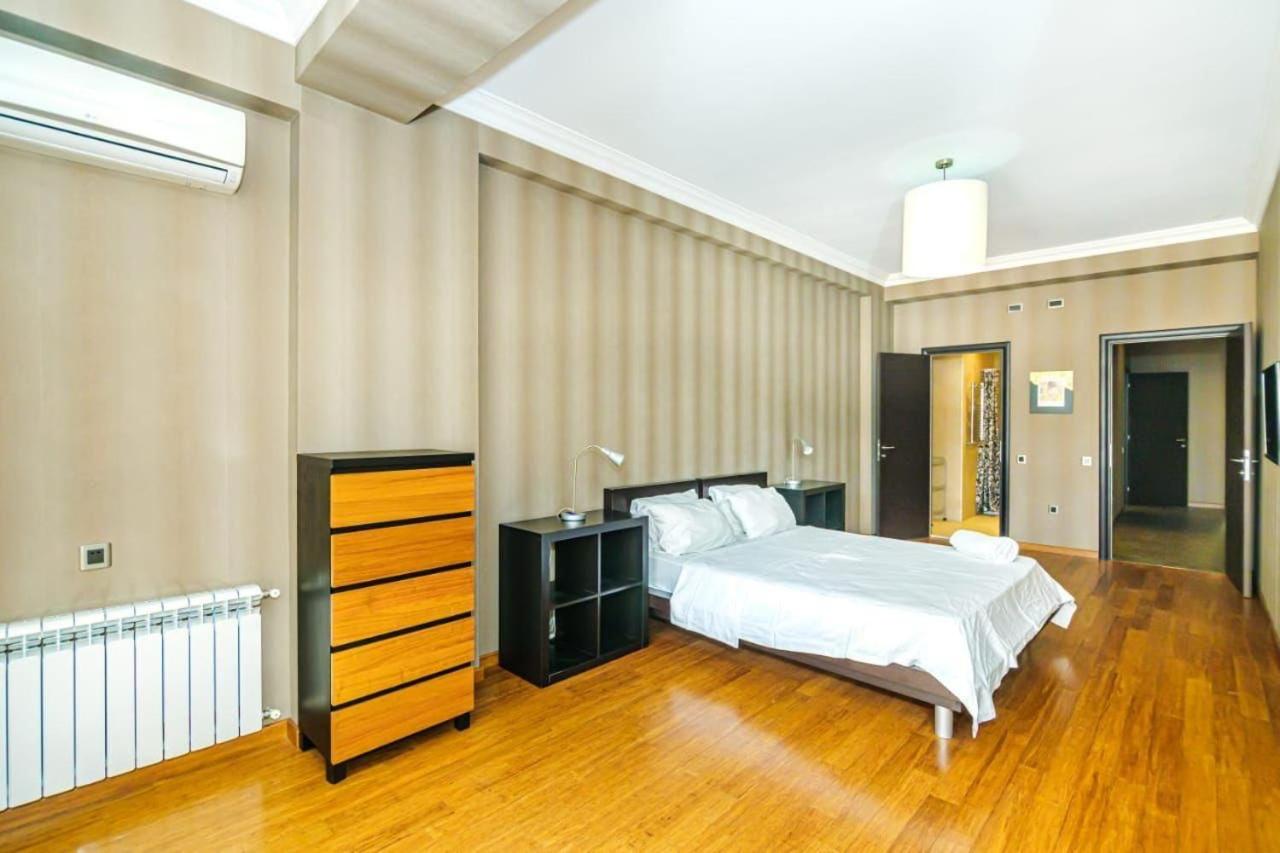 SEA VIEW HOTEL APARTMENT ViP MC DONALD'S