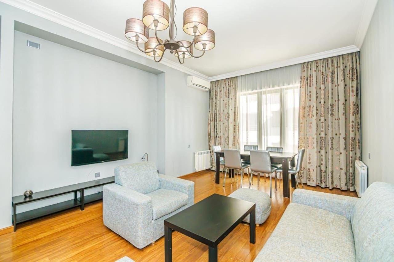 SEA VIEW HOTEL APARTMENT ViP MC DONALD'S