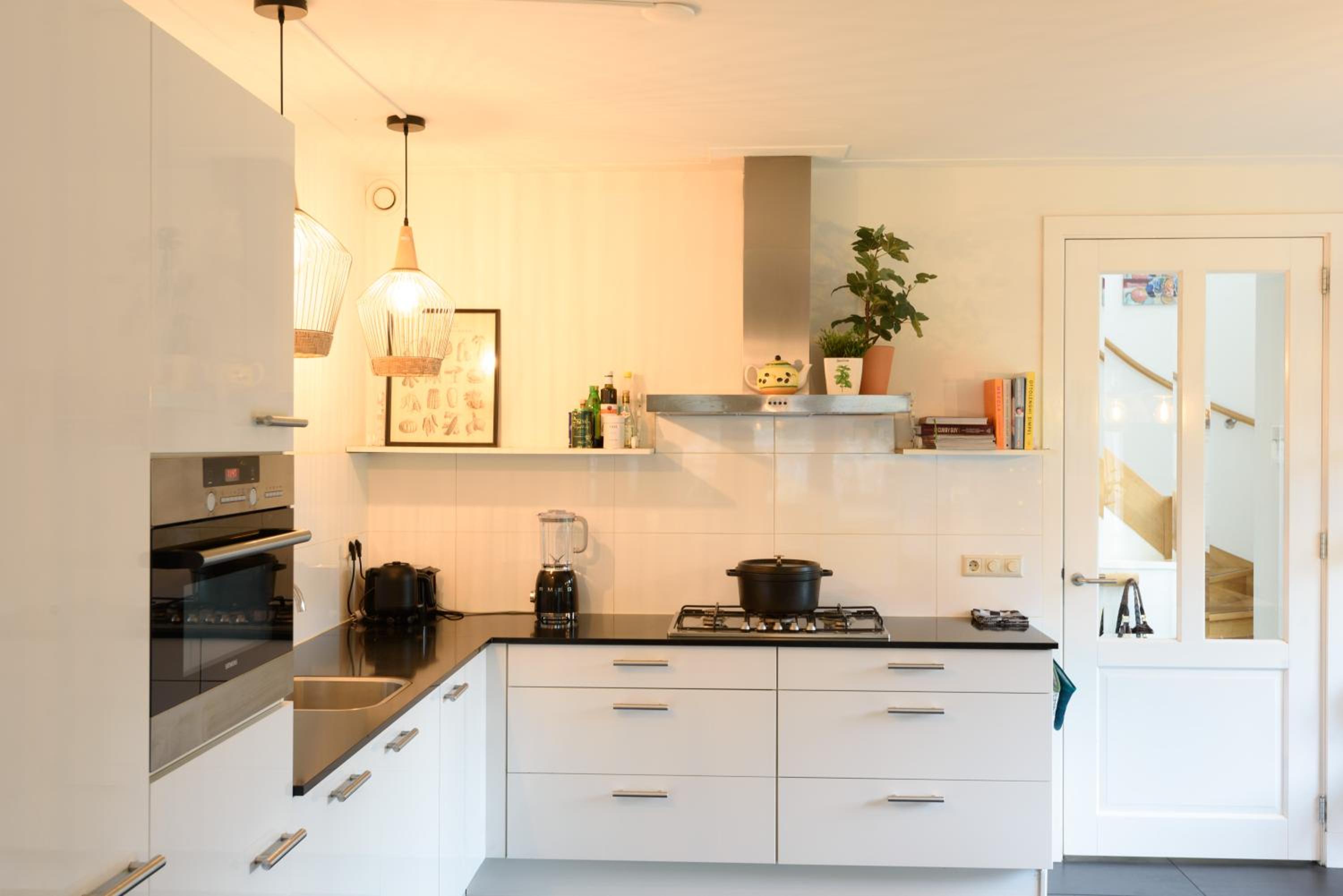 Spacious and attractive family home near Amsterdam view 4