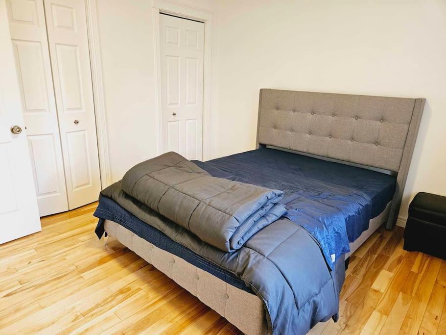 3 Bedroom Main unit House with a backyard and deck Basement not included