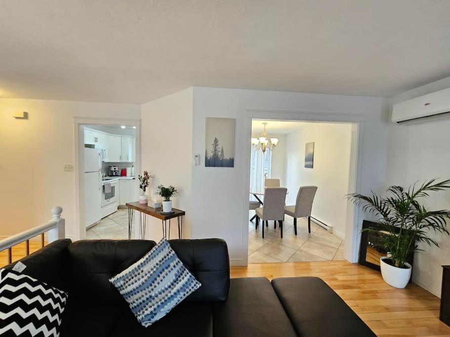 3 Bedroom Main unit House with a backyard and deck Basement not included