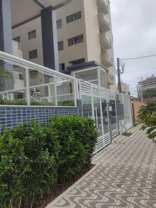 Apto lindo-piscina, churrasqueira e 2 vagas