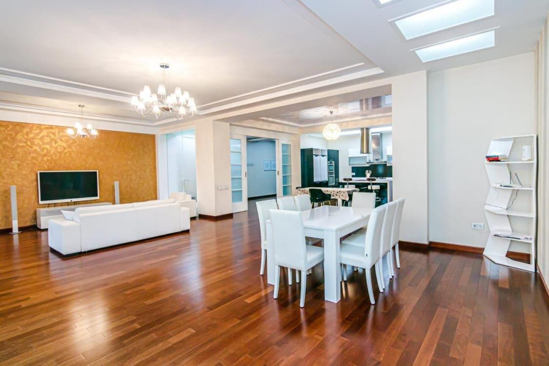 Prestige Apartment VIP HILTTON