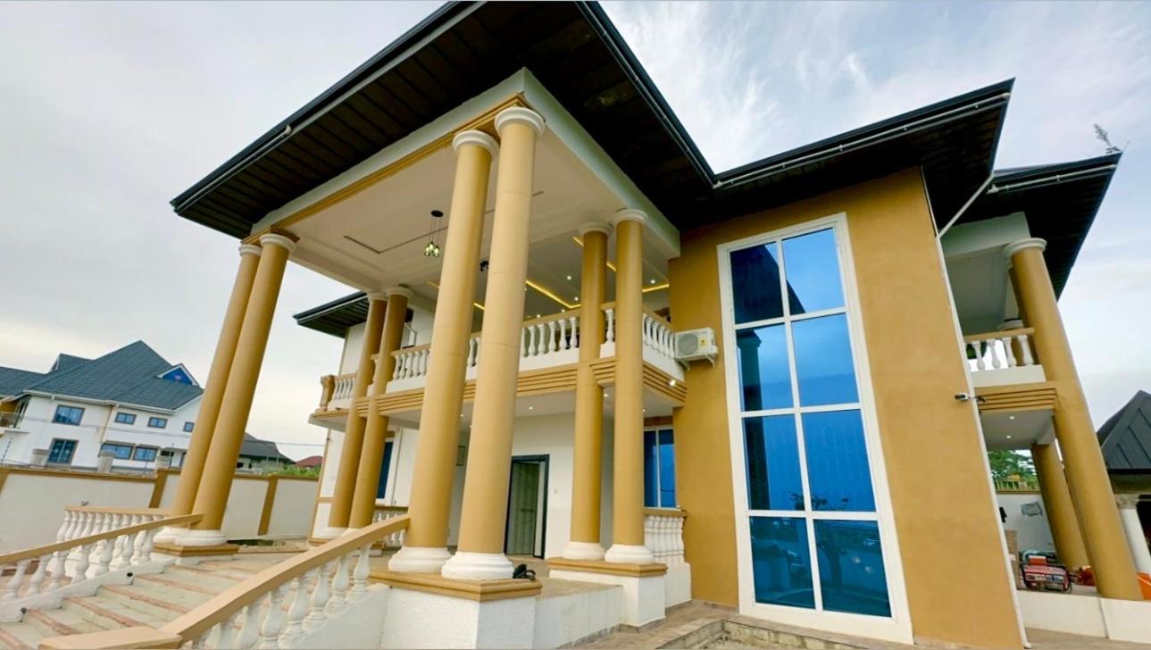 Nanani Luxury Villa - 3 Bedrooms view 2