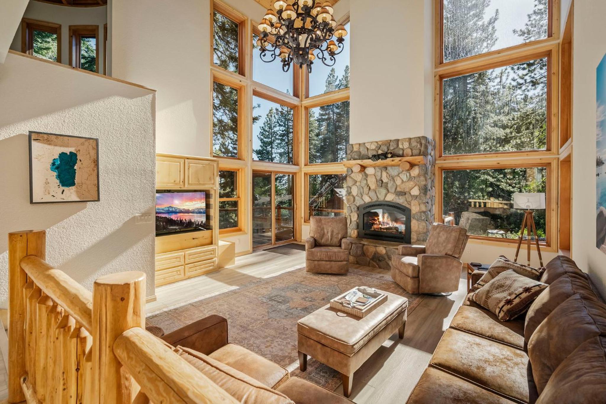 Do not miss your chance to vacation at this five bedroom 5 bath mountain home view 4