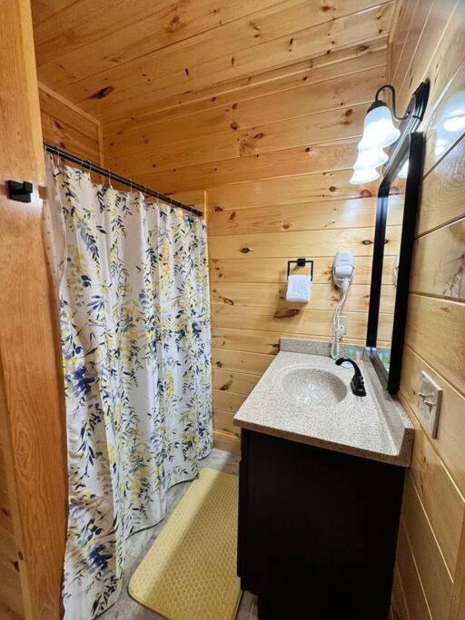 Enchanted Peak Lodge