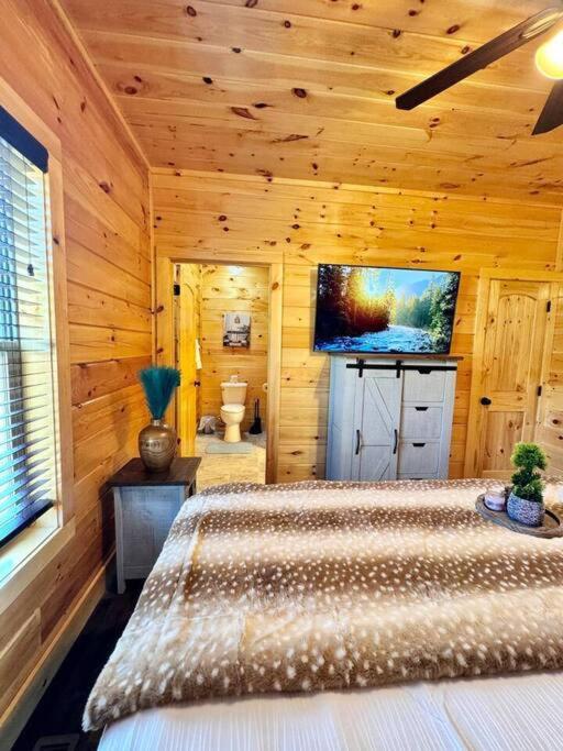 Enchanted Peak Lodge