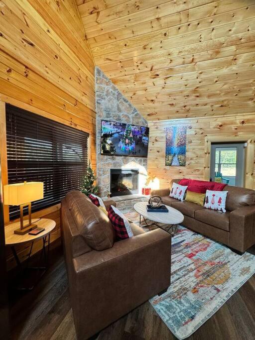 Enchanted Peak Lodge