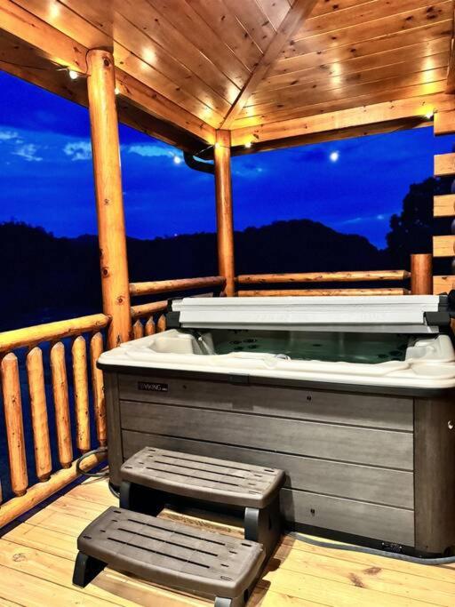Enchanted Peak Lodge