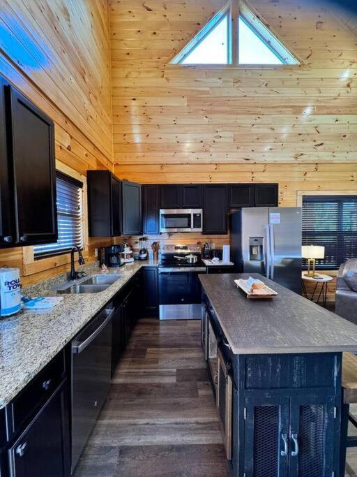 Enchanted Peak Lodge