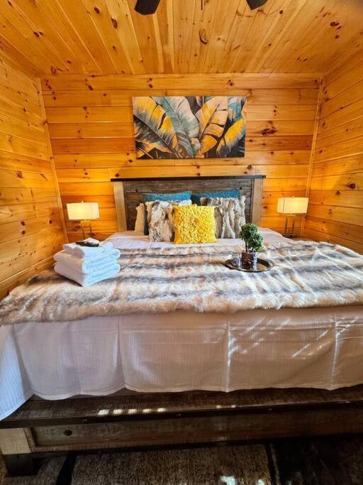 Enchanted Peak Lodge