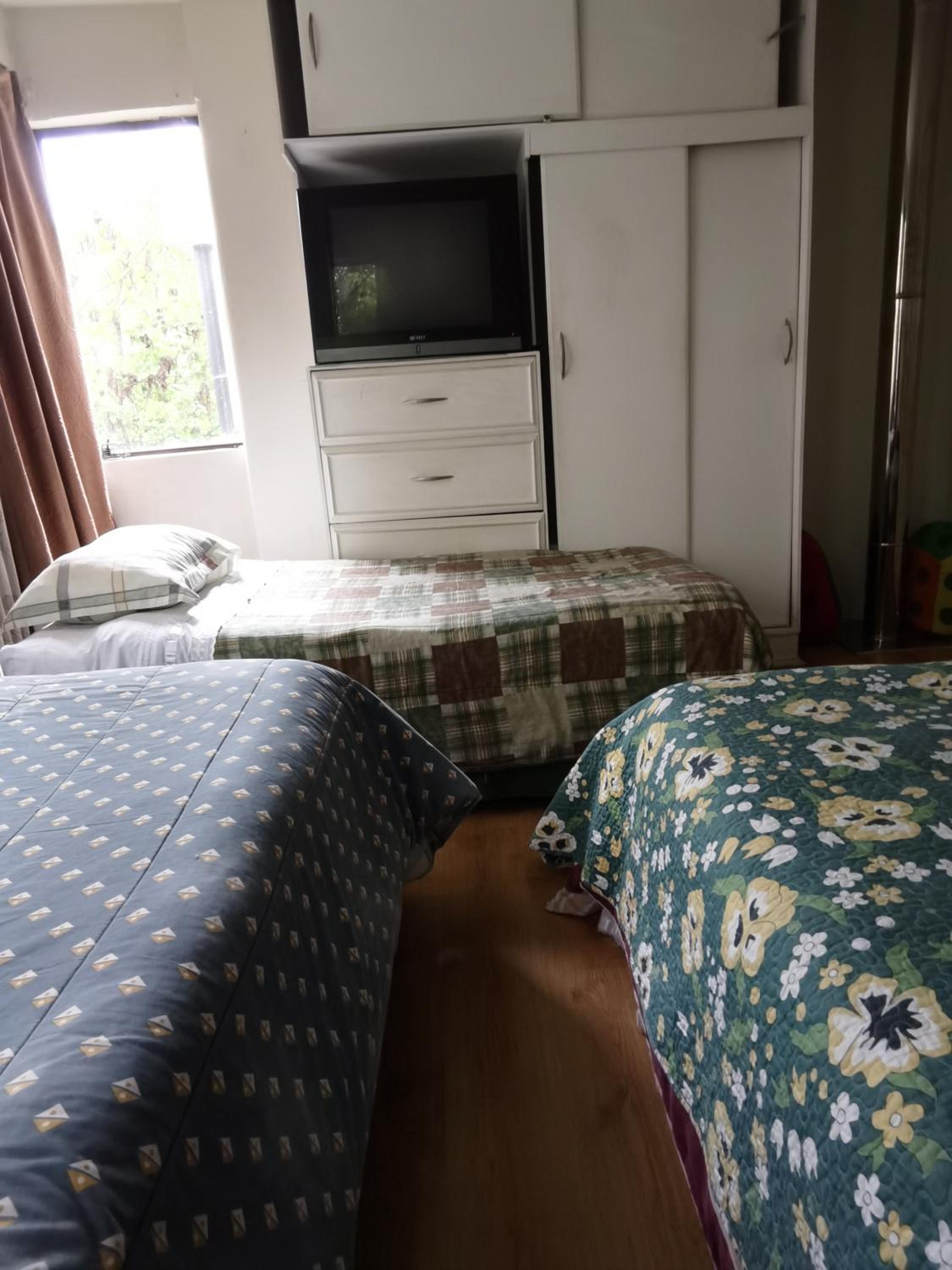 Hospedaje Céntrico con piscina