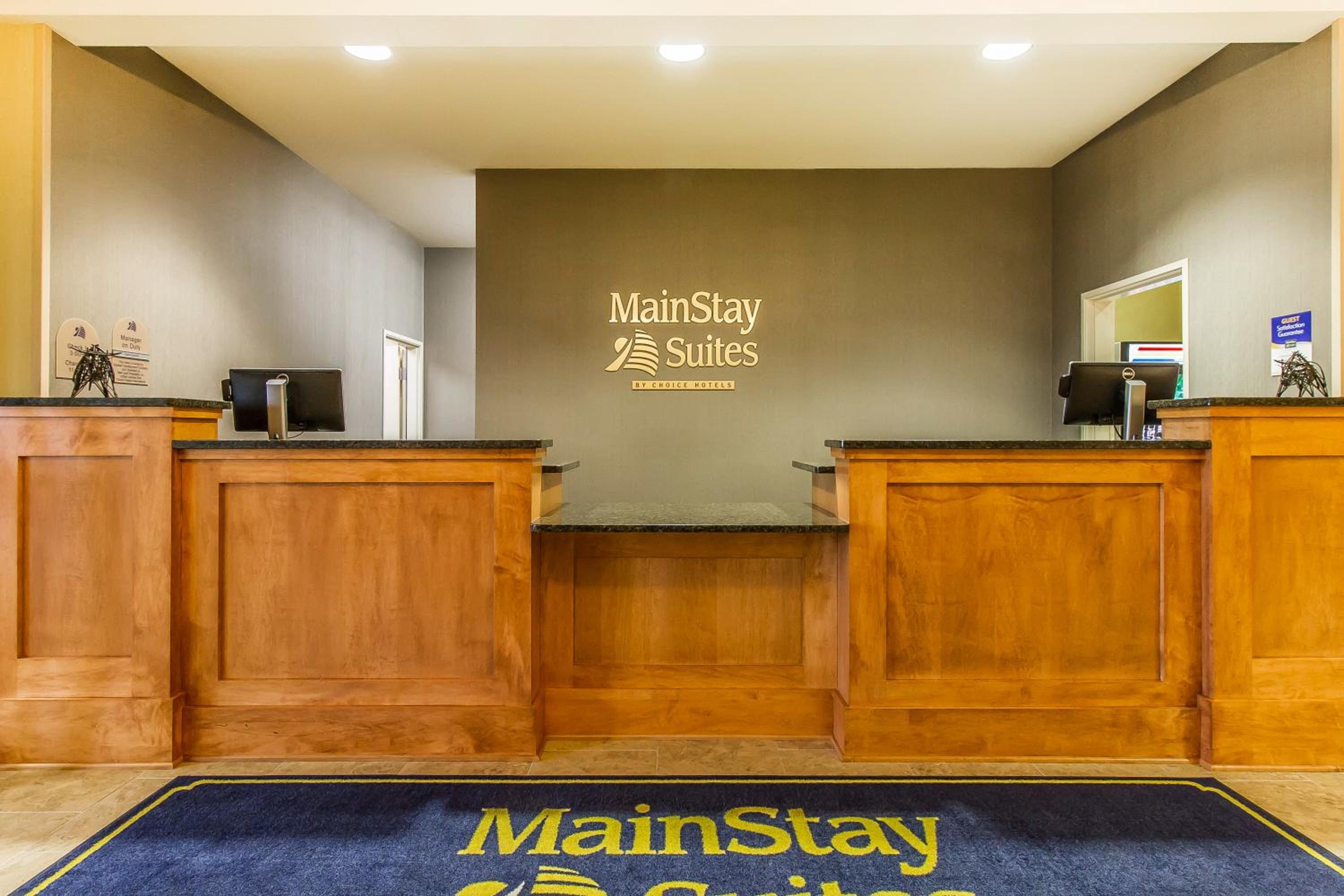 MainStay Suites Stanley, Photo 5