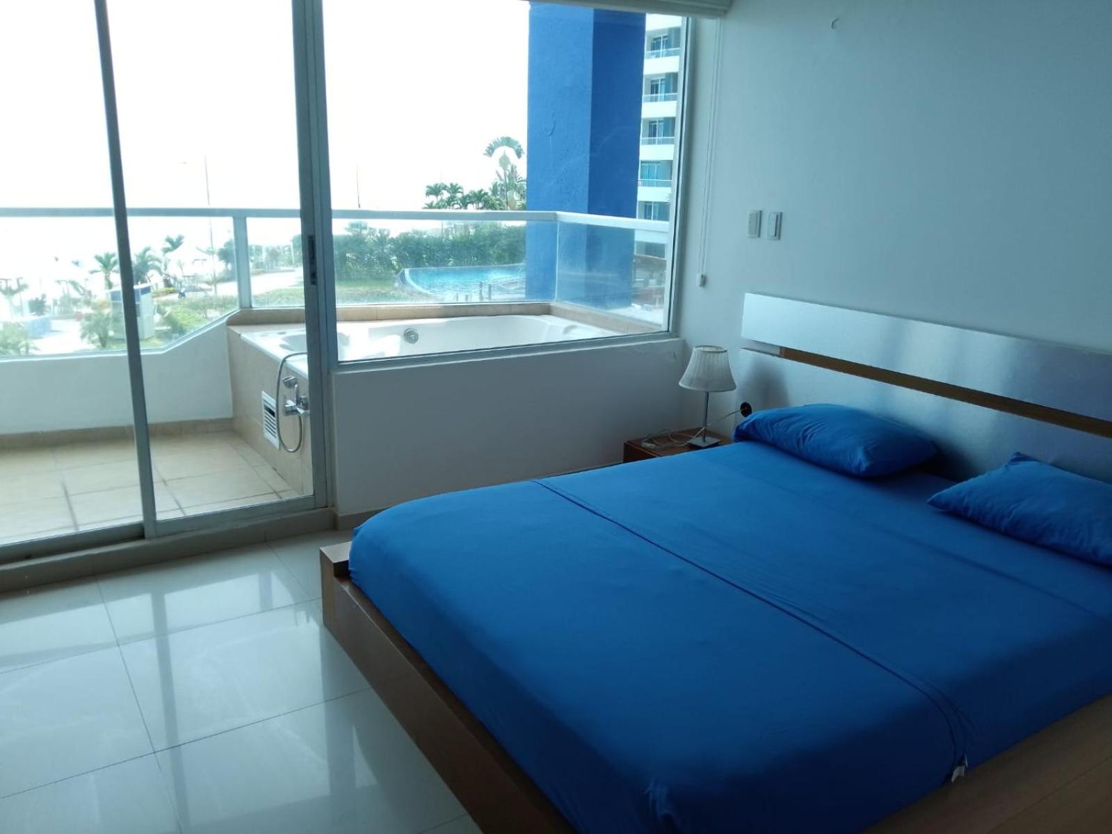 Hermoso departamento frente al mar