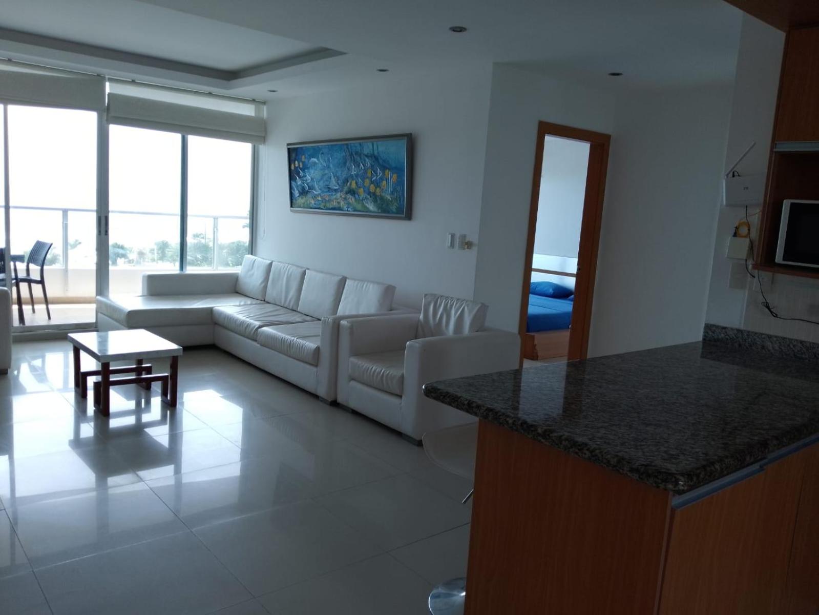Hermoso departamento frente al mar