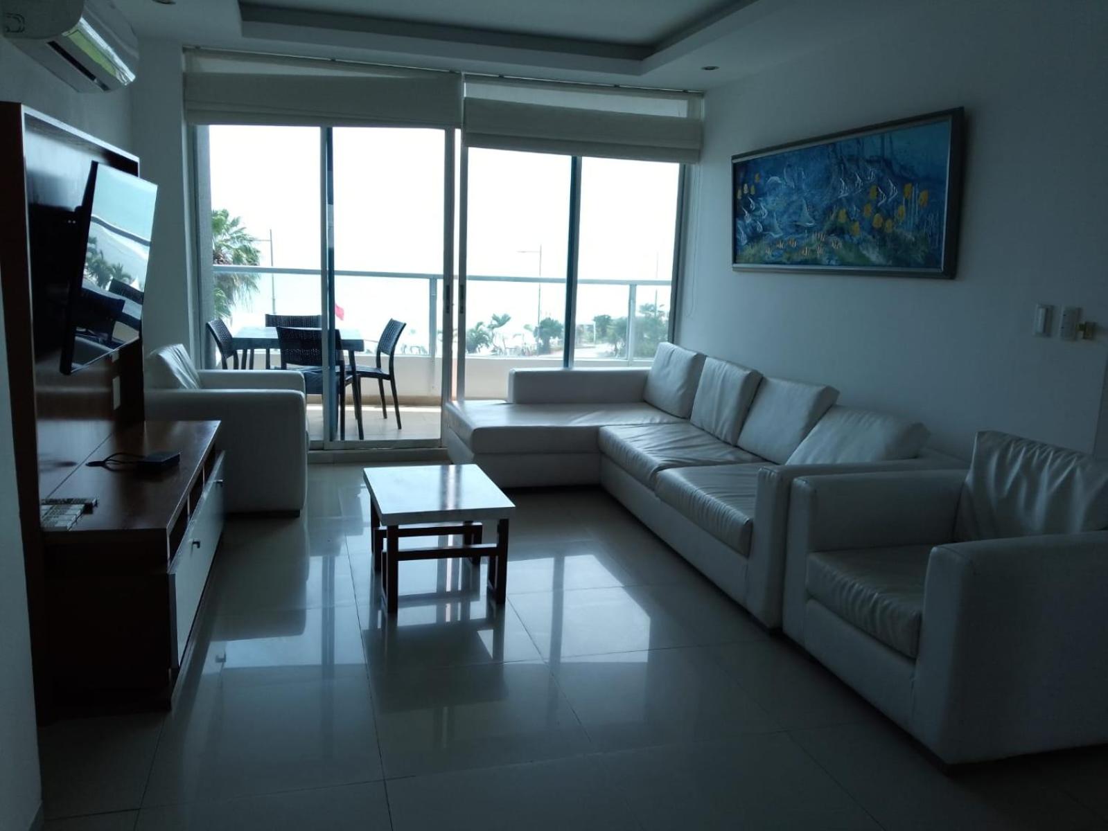 Hermoso departamento frente al mar