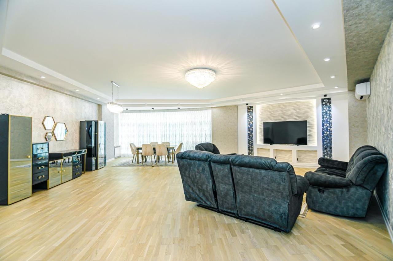 Special Apartment VIP Movenpic