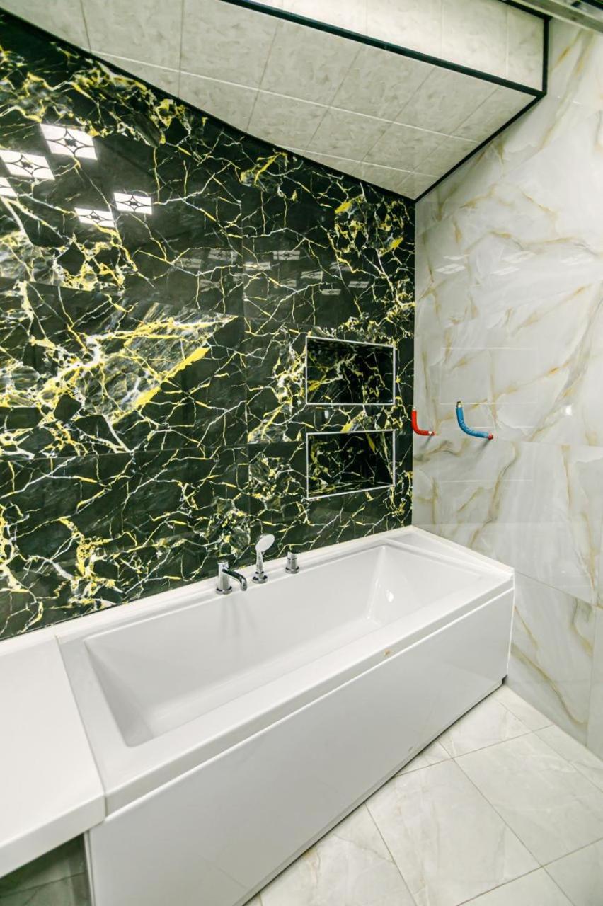Special Apartment VIP Movenpic
