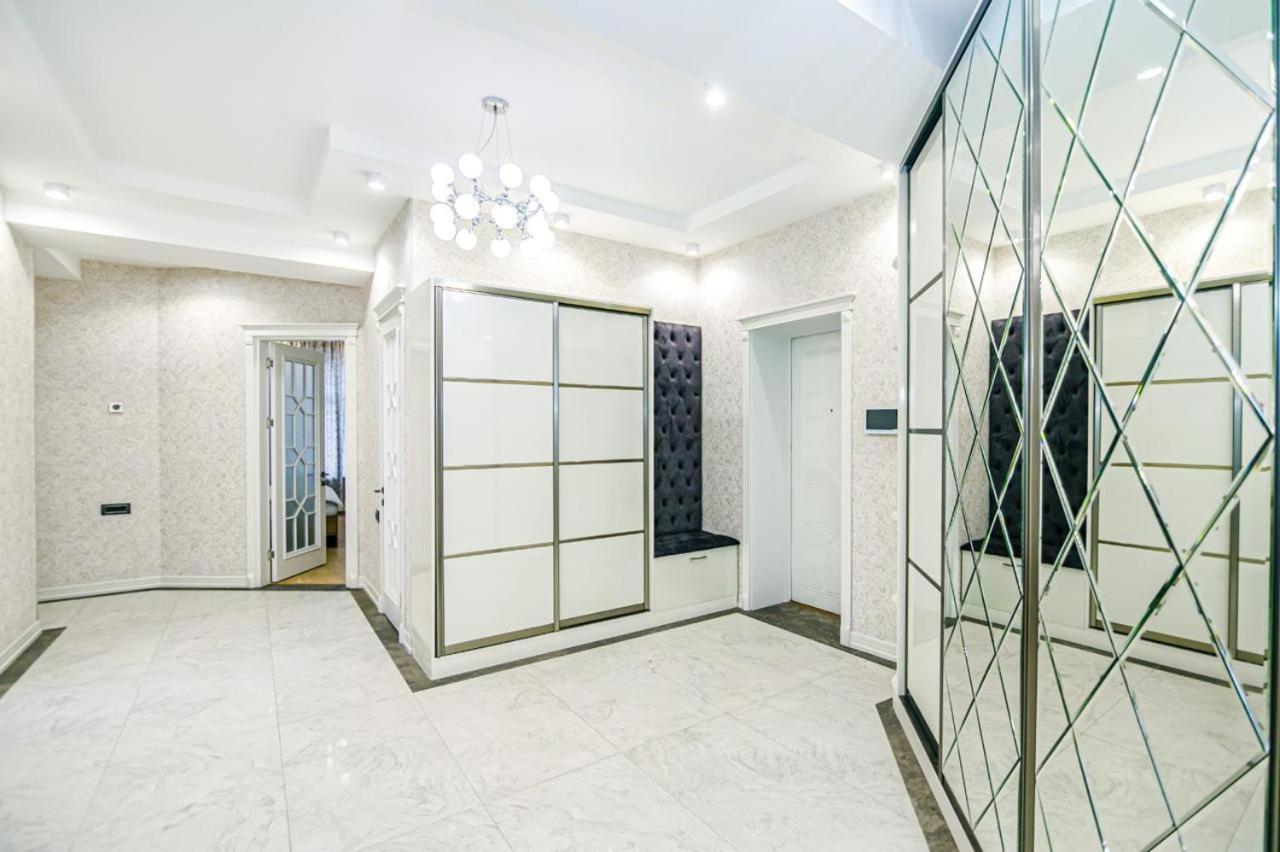 Special Apartment VIP Movenpic