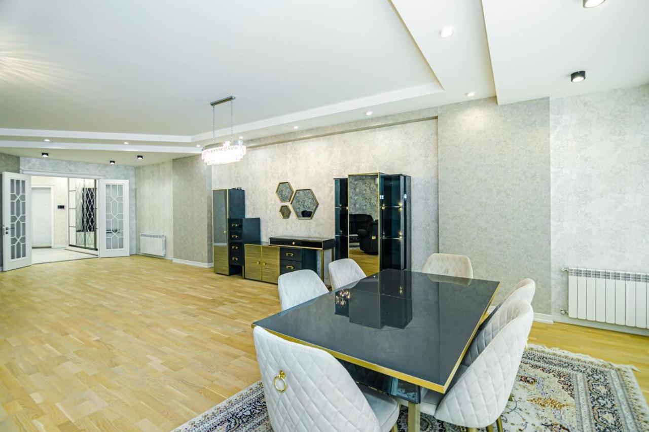 Special Apartment VIP Movenpic