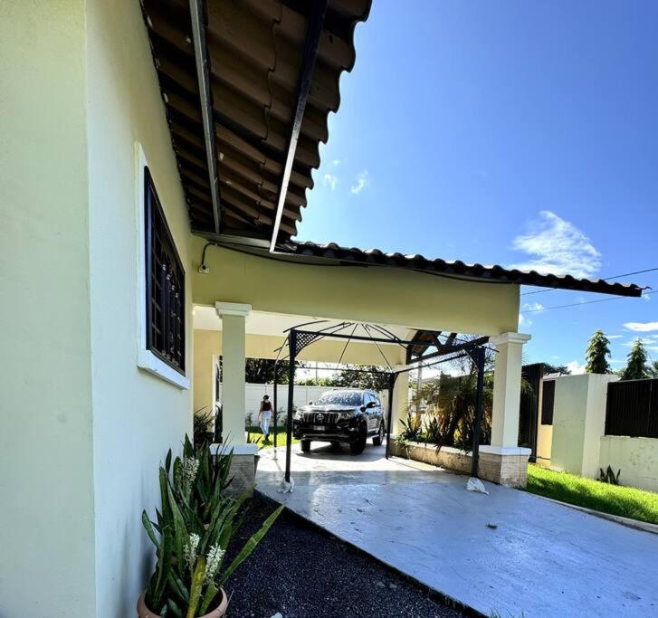 MOSSACGG House