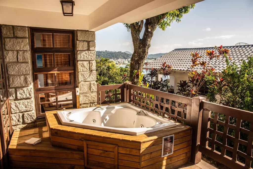 3 - Apto com Jacuzzi e Vista Mar - Morada do Ganso