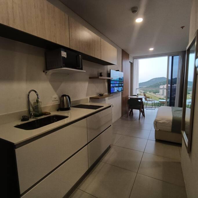 Porto Horizonte Suite 735