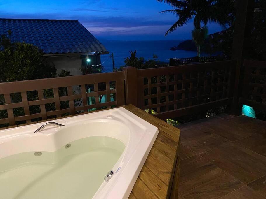 3 - Apto com Jacuzzi e Vista Mar - Morada do Ganso