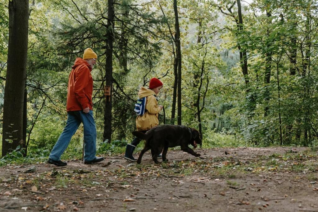 Forsthaus am Wald mit Garten & Feuerstelle