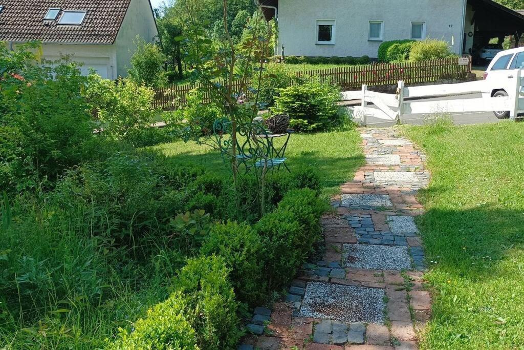 Forsthaus am Wald mit Garten & Feuerstelle